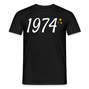 1974  - Männer T-Shirt - Schwarz - Vorne - AI Model Male 178 light (178cm)
