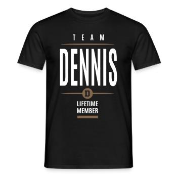 02 dennis T-Shirt c - Männer T-Shirt - Schwarz - Vorne - AI Model Male 178 light (178cm)
