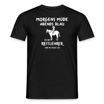 Reitlehrer Reitschule Reitstall Reiten geschenk - Männer T-Shirt - Schwarz - Vorne - AI Model Male 178 light (178cm)
