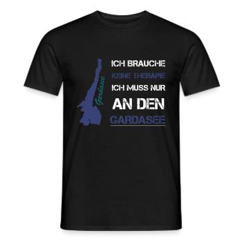 Ich Brauche Keine Therapie Gardasee Italien See - Männer T-Shirt - Schwarz - Vorne - AI Model Male 178 light (178cm)