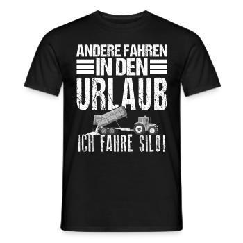 Landwirtschaft Andere fahren in den Urlaub Ich - Männer T-Shirt - Schwarz - Vorne - AI Model Male 178 light (178cm)