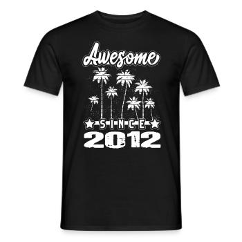 Génial depuis 2012 - T-shirt homme - noir - Devant - AI Model Male 178 light (178cm)