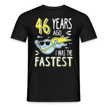 46 Years Ago I Was The Fastest 46. Geburtstag - Männer T-Shirt - Schwarz - Vorne - AI Model Male 178 light (178cm)