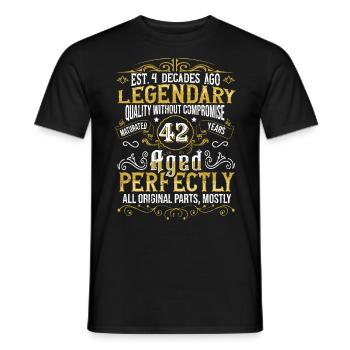 Vintage Légendaire - Vieilli parfaitement 42ème anniversaire - T-shirt homme - noir - Devant - AI Model Male 178 light (178cm)