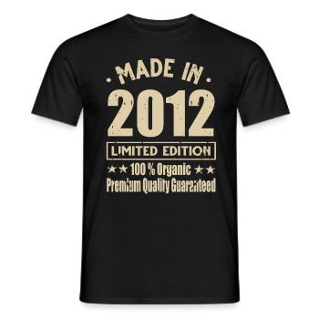 Made in 2012 Vintage Retro Limited Edition - Männer T-Shirt - Schwarz - Vorne - AI Model Male 178 light (178cm)