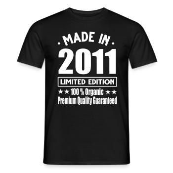 Made in 2011 Vintage Retro Limited Edition - Männer T-Shirt - Schwarz - Vorne - AI Model Male 178 light (178cm)