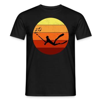 Speerfischen Speerfischen Vintage Retro - Männer T-Shirt - Schwarz - Vorne - AI Model Male 178 light (178cm)