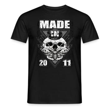 Made in 2011 Vintage Retro Limited Edition - Männer T-Shirt - Schwarz - Vorne - AI Model Male 178 light (178cm)