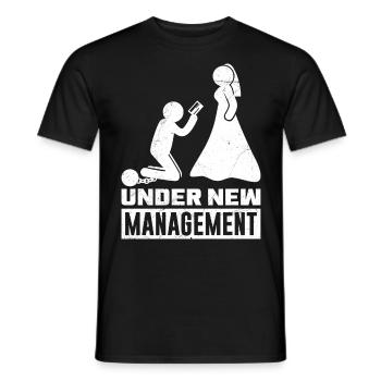 Frisch verheiratet Hochzeit Ehemann - Männer T-Shirt - Schwarz - Vorne - AI Model Male 178 light (178cm)