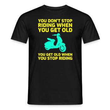 Roller Fahrer Scootering Motorrad Racer Fahrt - Männer T-Shirt - Schwarz - Vorne - AI Model Male 178 light (178cm)