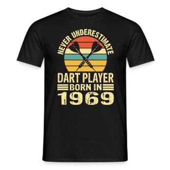 Ne jamais sous-estimer le joueur de fléchettes né en 1969 - T-shirt homme - noir - Devant - AI Model Male 178 light (178cm)