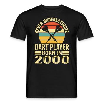 Ne sous-estimez jamais le joueur de fléchettes né en 2000 - T-shirt homme - noir - Devant - AI Model Male 178 light (178cm)
