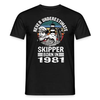 Never Underestimate Skipper né en 1981 - T-shirt homme - noir - Devant - AI Model Male 178 light (178cm)