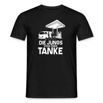 Die Jungs von der Tanke Geschenk lustig Spruch - Männer T-Shirt - Schwarz - Vorne - AI Model Male 178 light (178cm)