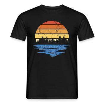 RETRO WALD MIT SEE IM SONNENUNTERGANG VINTAGE - Männer T-Shirt - Schwarz - Vorne - AI Model Male 178 light (178cm)