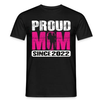 Proud Mom Since 2022 - Männer T-Shirt - Schwarz - Vorne - AI Model Male 178 light (178cm)