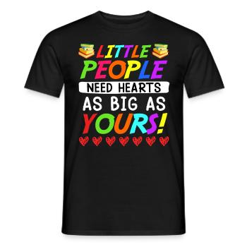 Kleine Menschen brauchen großes Herz Erzieherin - Männer T-Shirt - Schwarz - Vorne - AI Model Male 178 light (178cm)