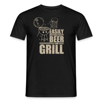Easily Distracted by Beer and Grill Grilling BBQ - Männer T-Shirt - Schwarz - Vorne - AI Model Male 178 light (178cm)