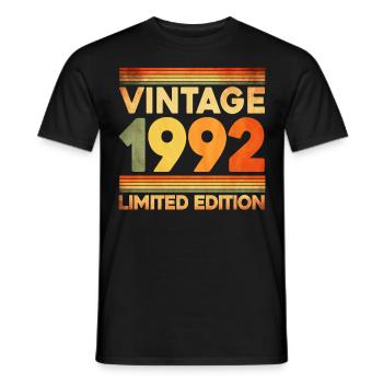 Vintage 1992 Limited Edition - Männer T-Shirt - Schwarz - Vorne - AI Model Male 178 light (178cm)