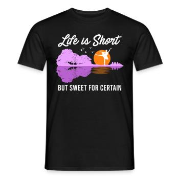 La vie est courte mais douce pour certaines guitares - T-shirt homme - noir - Devant - AI Model Male 178 light (178cm)