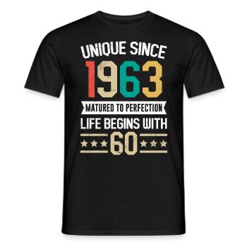 La vie commence à 60 ans 60e anniversaire - T-shirt homme - noir - Devant - AI Model Male 178 light (178cm)