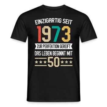 Legendär seit 1973 50 Jahre 50. Geburtstag - Männer T-Shirt - Schwarz - Vorne - AI Model Male 178 light (178cm)