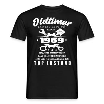 Oldtimer Special Edition Modell 1969 - Männer T-Shirt - Schwarz - Vorne - AI Model Male 178 light (178cm)