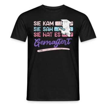 She came she saw her mastered master's degree - Men's T-Shirt - black - Front - AI Model Male 178 light (178cm)