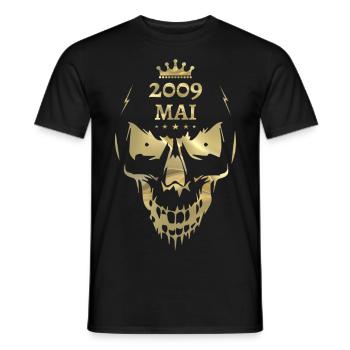 Mai 2009 Totenkopf Gold - Männer T-Shirt - Schwarz - Vorne - AI Model Male 178 light (178cm)