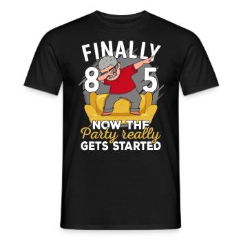 85th birthday man 85 years old 85th 85er grandpa - Men's T-Shirt - black - Front - AI Model Male 178 light (178cm)
