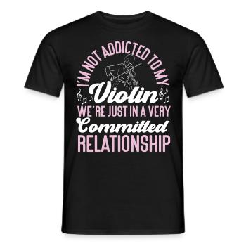 Violin Violinist I'm Not Addicted - Männer T-Shirt - Schwarz - Vorne - AI Model Male 178 light (178cm)