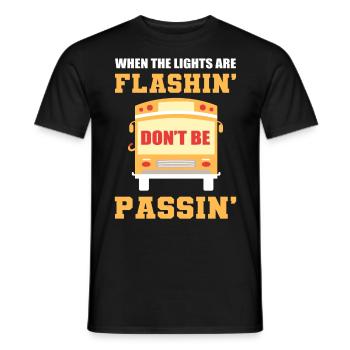 When The Lights Are Flashin' Bus Driver School - Männer T-Shirt - Schwarz - Vorne - AI Model Male 178 light (178cm)