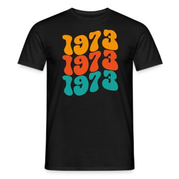 1973 Vintage - Männer T-Shirt - Schwarz - Vorne - AI Model Male 178 light (178cm)