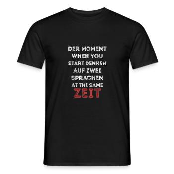 der moment when you start denken auf zwei sprachen - Männer T-Shirt - Schwarz - Vorne - AI Model Male 178 light (178cm)