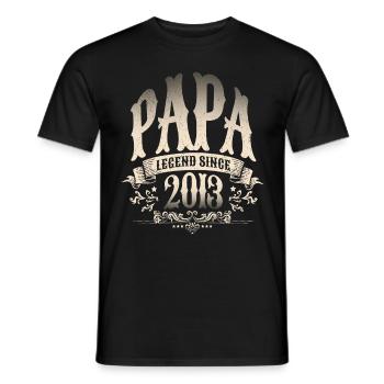 Papa Legend Since 2013 Geschenk für stolze Väter - Männer T-Shirt - Schwarz - Vorne - AI Model Male 178 light (178cm)