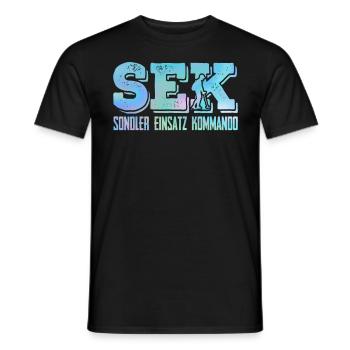 Sondler Einsatz Kommando Sondengänger mit Detektor - Männer T-Shirt - Schwarz - Vorne - AI Model Male 178 light (178cm)