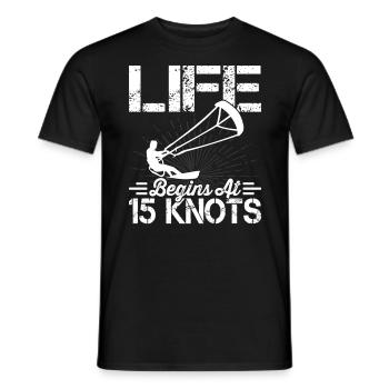 Das Leben Eines Kiteboarders Beginnt Bei 15 - Männer T-Shirt - Schwarz - Vorne - AI Model Male 178 light (178cm)