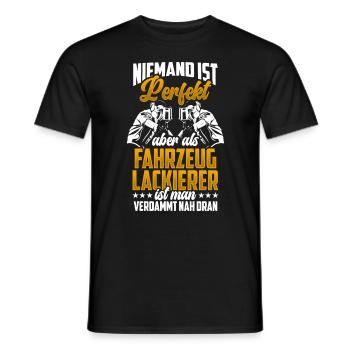 Fahrzeuglackierer sind perfekt Lackierer - Männer T-Shirt - Schwarz - Vorne - AI Model Male 178 light (178cm)