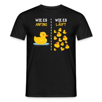 Entenhaltung How it started How it´s going Entchen - Männer T-Shirt - Schwarz - Vorne - AI Model Male 178 light (178cm)