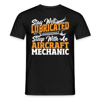 Restez bien Lubrifié Sommeil avec un mécanicien d’aéronef - T-shirt homme - noir - Devant - AI Model Male 178 light (178cm)