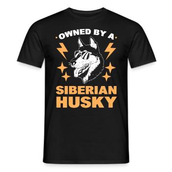 Im Besitz eines Siberian Huskys Siberian Sled Dog - Männer T-Shirt - Schwarz - Vorne - AI Model Male 178 light (178cm)