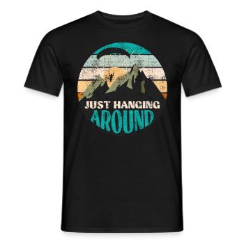 Gleitschirmflieger Just Hanging Around Paraglide - Männer T-Shirt - Schwarz - Vorne - AI Model Male 178 light (178cm)