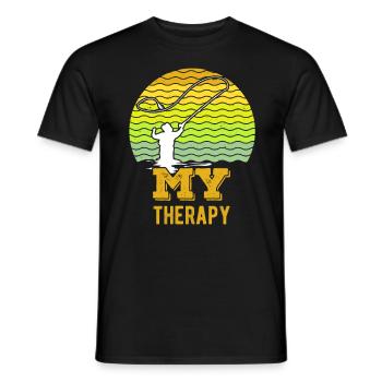 Fliegenfischen My Therapy Fischjagd Angler - Männer T-Shirt - Schwarz - Vorne - AI Model Male 178 light (178cm)