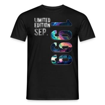 Year 1999 September Birthday Northern Lights - Men's T-Shirt - black - Front - AI Model Male 178 light (178cm)