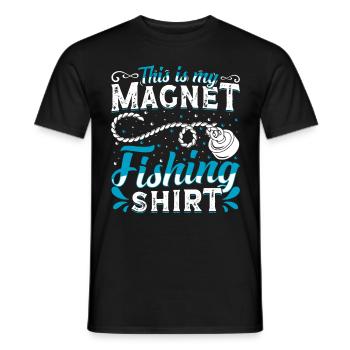 Magnetangler This is my Magnet Fishing Shirt - Männer T-Shirt - Schwarz - Vorne - AI Model Male 178 light (178cm)