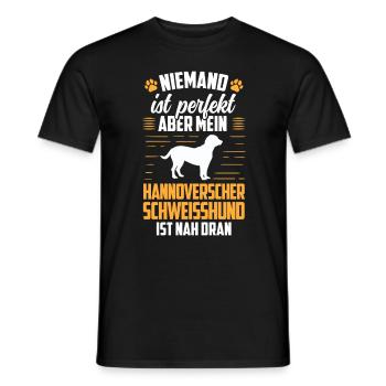 Hannoverscher Schweißhund ist nicht perfekt - Männer T-Shirt - Schwarz - Vorne - AI Model Male 178 light (178cm)