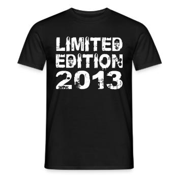 Edition Limitée 2013 Anniversaire 2013 Anniversaire - T-shirt homme - noir - Devant - AI Model Male 178 light (178cm)