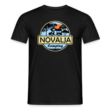 Novalja Camping - Männer T-Shirt - Schwarz - Vorne - AI Model Male 178 light (178cm)