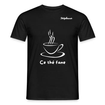 LOGO Stéphane "Ce thé fane" blanc - T-shirt homme - noir - Devant - AI Model Male 178 light (178cm)