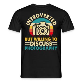 Photographer - Men's T-Shirt - black - Front - AI Model Male 178 light (178cm)